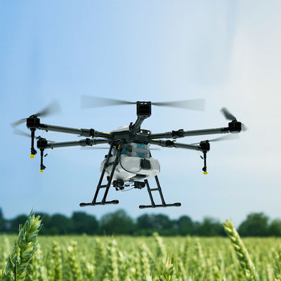 Hoog-efficiënt sproeiingssysteem met een capaciteit van 16 liter voor UAV's voor precisie-landbouw op grote boerderijen en boomgaarden